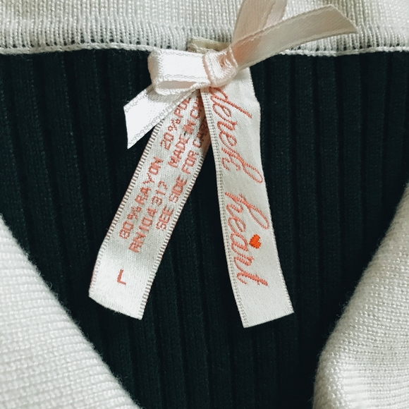 Collared Retro Knit Dress - Picture 2 of 4